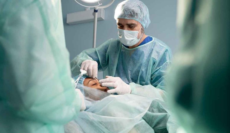 How To Choose A Rhinoplasty Surgeon?